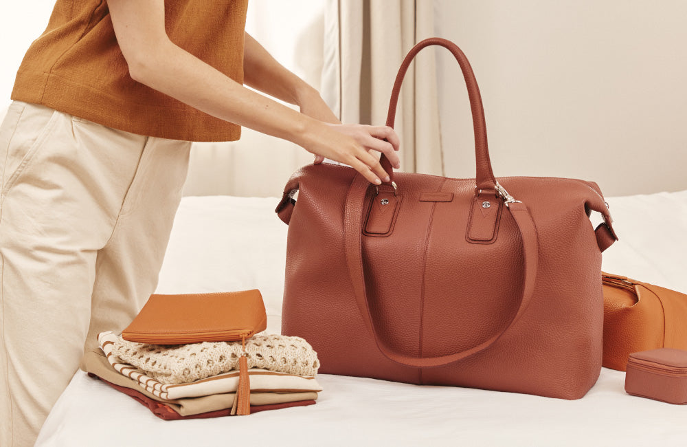 Notre gamme de sacs de voyage et de sacs à dos vous invitent à l'évasion, que ce soit pour un long voyage ou pour une escapade le temps d'un week-end.&nbsp;